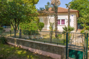 Гостиница Holiday home I.D.A.  Банёле